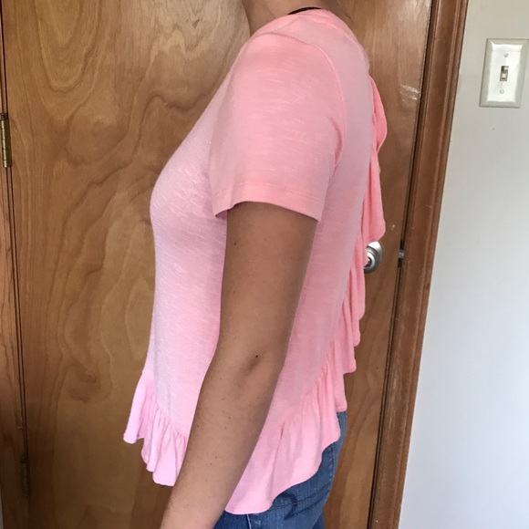 Women’s copper key pink ruffle top - Picture 2 of 7